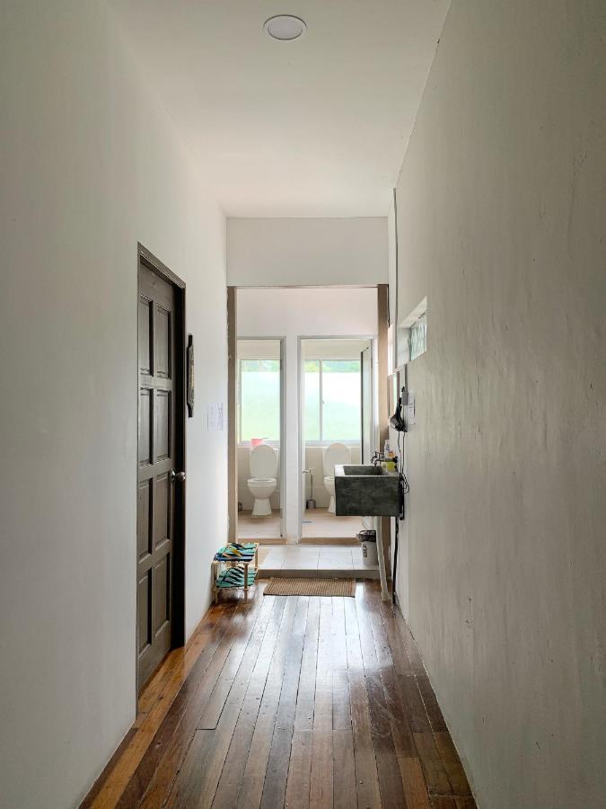 Hornbill'S Nest Kuching Hostel Εξωτερικό φωτογραφία