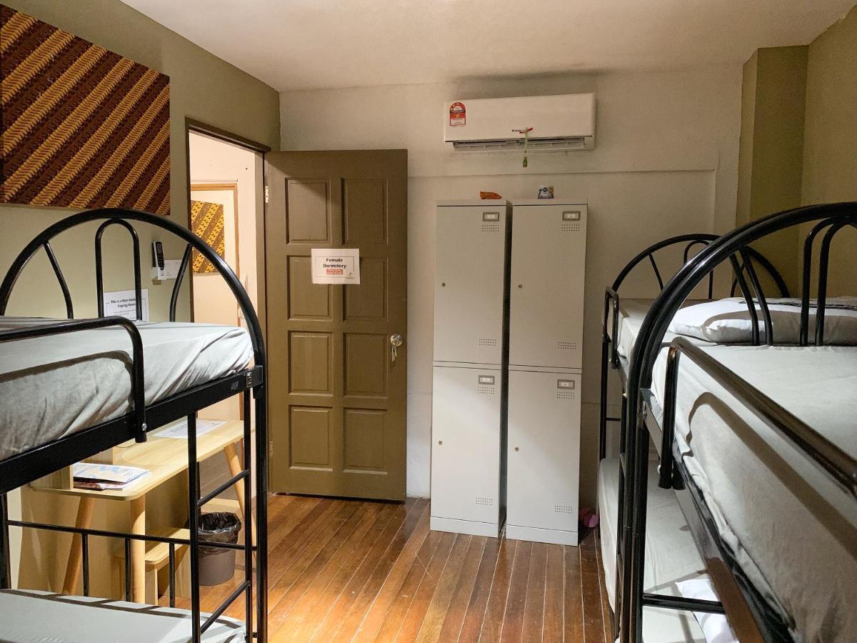 Hornbill'S Nest Kuching Hostel Εξωτερικό φωτογραφία